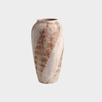 Bình hoa gốm sang trọng